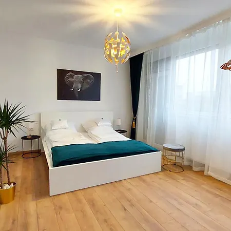 Station Lux Downtown Appartement Boedapest