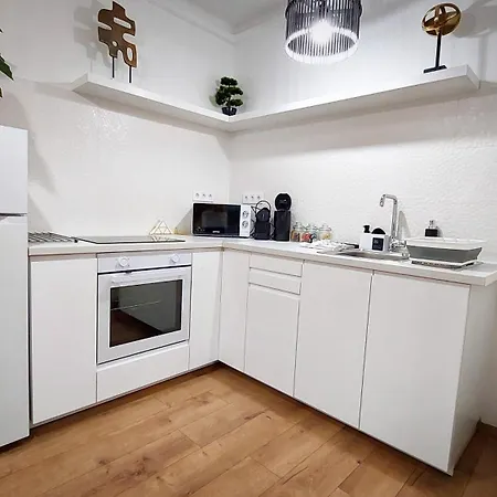 Station Lux Downtown