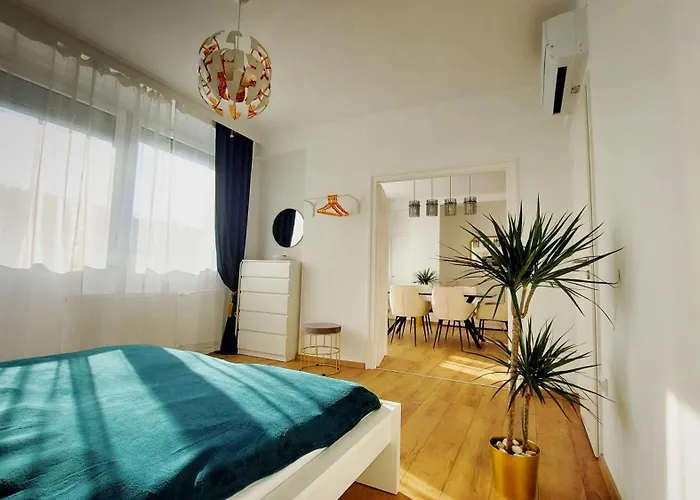 Apartment Station Lux Downtown *